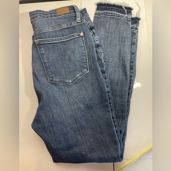 Judy Blue Denim - Judy Blue Kirsten Jeans 13 /31 skinny fit stretch light distressed